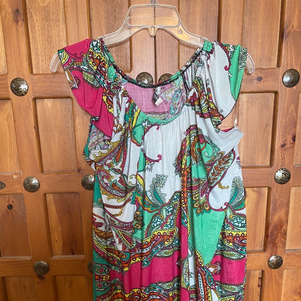 Soft Pink and green top with flutter cap sleeves